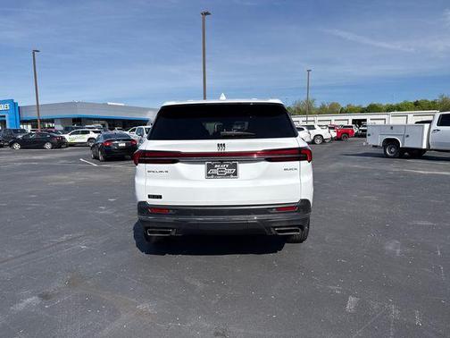 Summit White 2025 Buick Enclave Preferred FWD