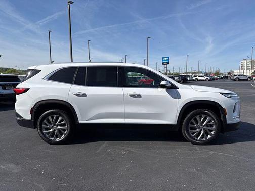 Summit White 2025 Buick Enclave Preferred FWD