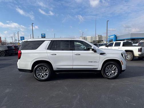 2025 GMC Yukon Denali