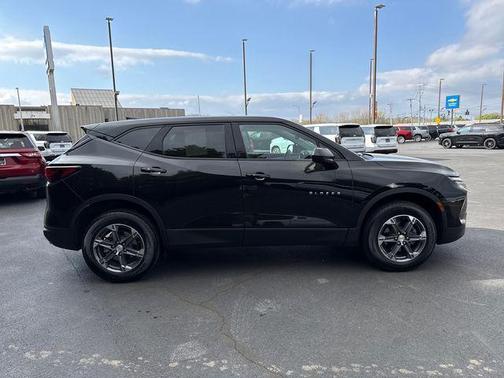 Black 2025 Chevrolet Blazer 1LT