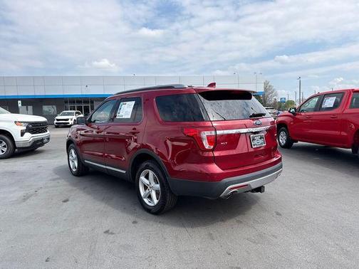 Ruby Red Metallic Tinted Clearcoat 2016 Ford Explorer XLT