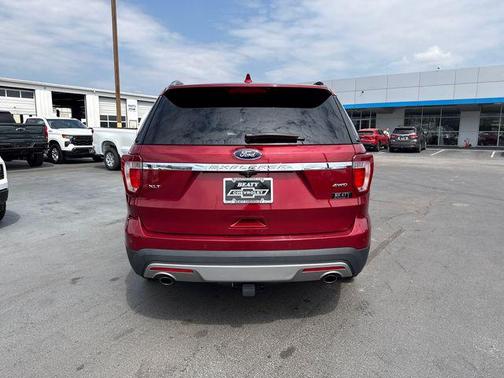 Ruby Red Metallic Tinted Clearcoat 2016 Ford Explorer XLT
