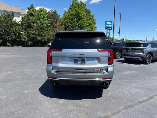 Sterling Metallic 2025 GMC Yukon Denali
