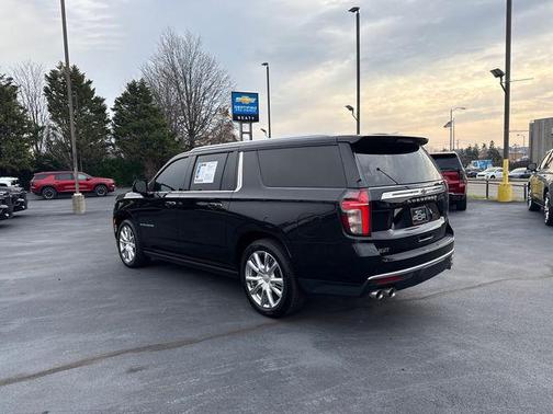 2021 Chevrolet Suburban 4WD High Country