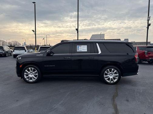 2021 Chevrolet Suburban 4WD High Country
