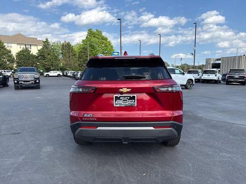 Radiant Red Tintcoat 2025 Chevrolet Equinox 1LT