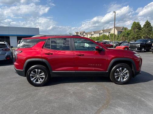 Radiant Red Tintcoat 2025 Chevrolet Equinox 1LT