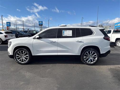 2025 GMC Acadia Denali