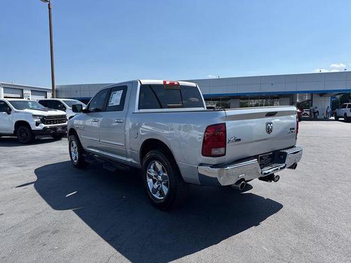 Bright Silver Metallic Clearcoat 2016 RAM 1500 Big Horn