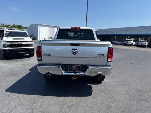 Bright Silver Metallic Clearcoat 2016 RAM 1500 Big Horn