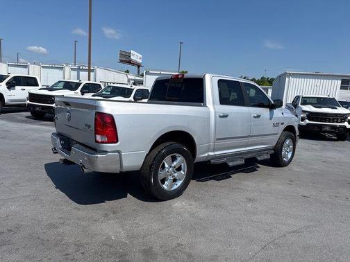 Bright Silver Metallic Clearcoat 2016 RAM 1500 Big Horn