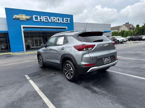 Sterling Gray Metallic 2025 Chevrolet Trailblazer LT