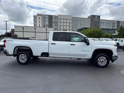 Summit White 2024 Chevrolet Silverado 2500 WT