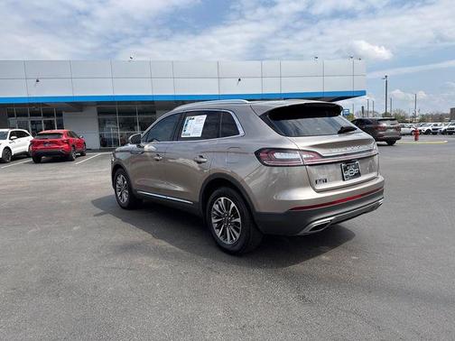 2021 Lincoln Nautilus Reserve