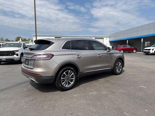 2021 Lincoln Nautilus Reserve