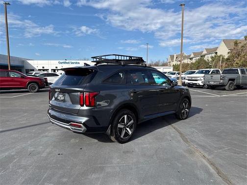 2023 Kia Sorento S