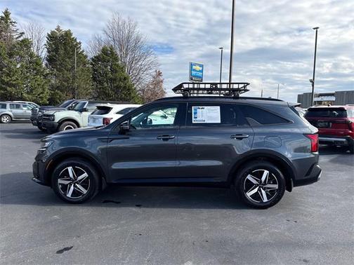 2023 Kia Sorento S