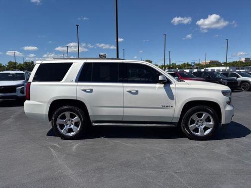 White Diamond Tricoat 2015 Chevrolet Tahoe LT