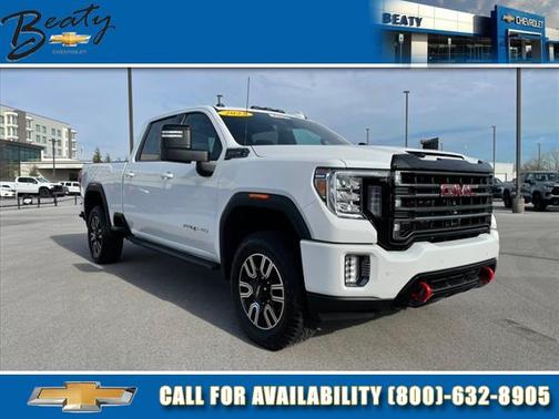 Summit White 2022 GMC Sierra 2500 AT4