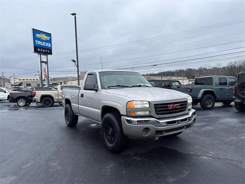 2004 GMC Sierra 1500 W/T