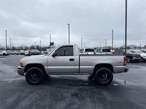 2004 GMC Sierra 1500 W/T