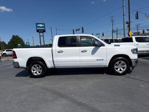 Bright White Clearcoat 2021 RAM 1500 Laramie