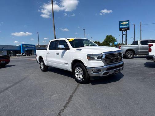 Bright White Clearcoat 2021 RAM 1500 Laramie