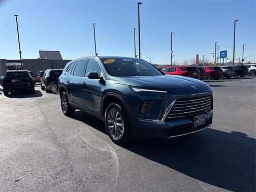 2025 Buick Enclave Preferred FWD