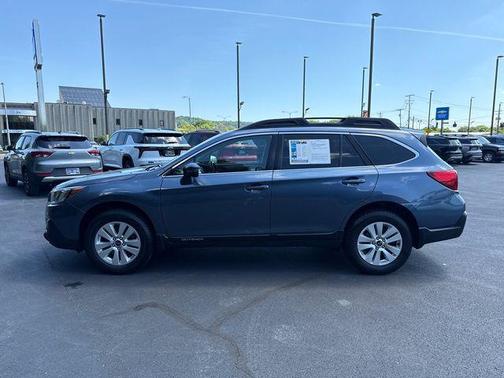 Twilight Blue Metallic 2018 Subaru Outback 2.5i Premium