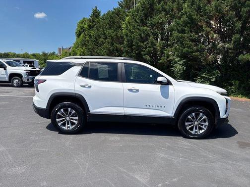 Summit White 2025 Chevrolet Equinox 1LT