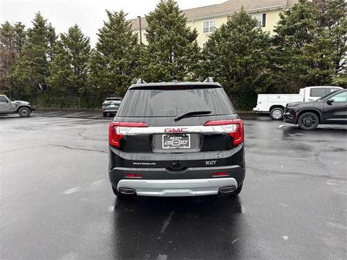 2023 GMC Acadia FWD SLT