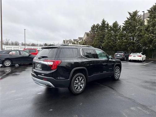 2023 GMC Acadia FWD SLT
