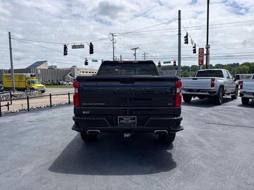 Dark Ash Metallic 2023 Chevrolet Silverado 1500 LT Trail Boss