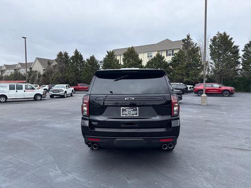 2024 Chevrolet Suburban 4WD Z71