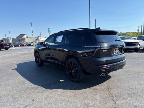 Mosaic Black Metallic 2024 Chevrolet Traverse RS