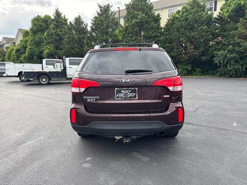 Dark Cherry 2014 Kia Sorento LX