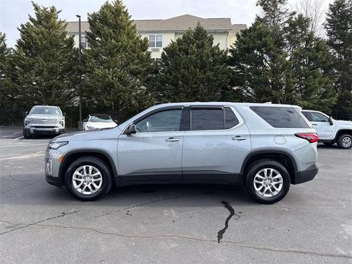 2023 Chevrolet Traverse LS