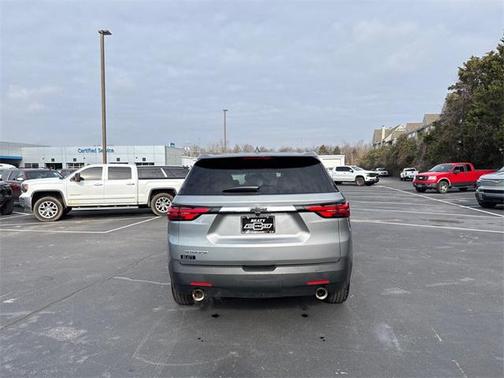 2023 Chevrolet Traverse LS
