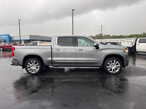 Sterling Gray Metallic 2024 Chevrolet Silverado 1500 High Country