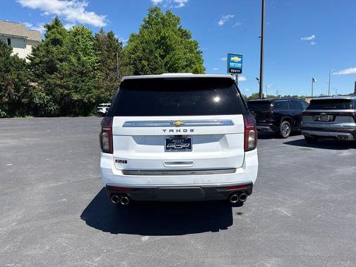 Summit White 2022 Chevrolet Tahoe 4WD High Country