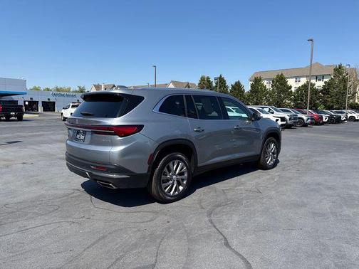 2025 Buick Enclave Preferred FWD