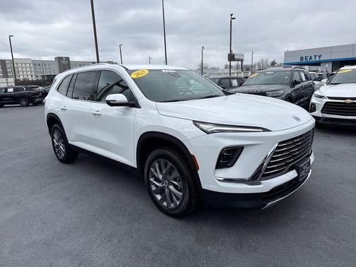 2025 Buick Enclave Preferred FWD