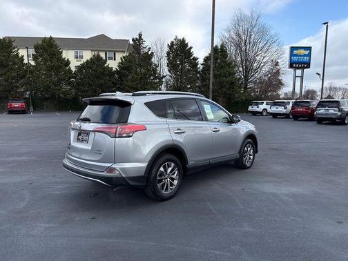 2018 Toyota RAV4 Hybrid LE