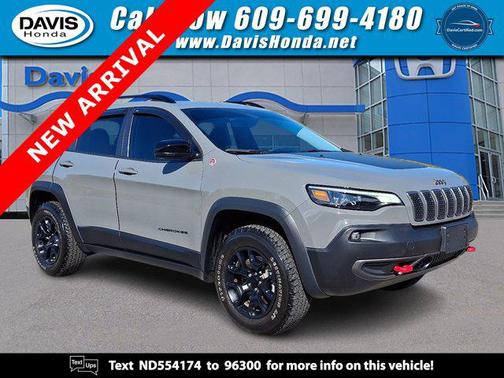 2022 Jeep Cherokee Trailhawk