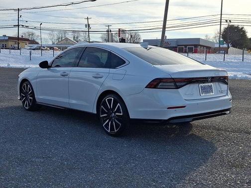 2025 Honda Accord Hybrid Touring