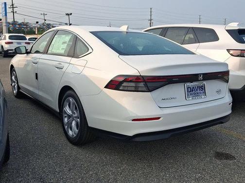 2025 Honda Accord LX 1.5T