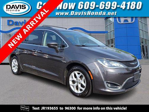 2018 Chrysler Pacifica Touring Plus