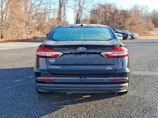 2020 Ford Fusion Hybrid SE