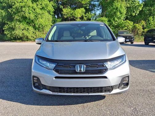 Solar Silver Metallic 2026 Honda Odyssey Touring