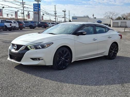 2017 Nissan Maxima 3.5 SR